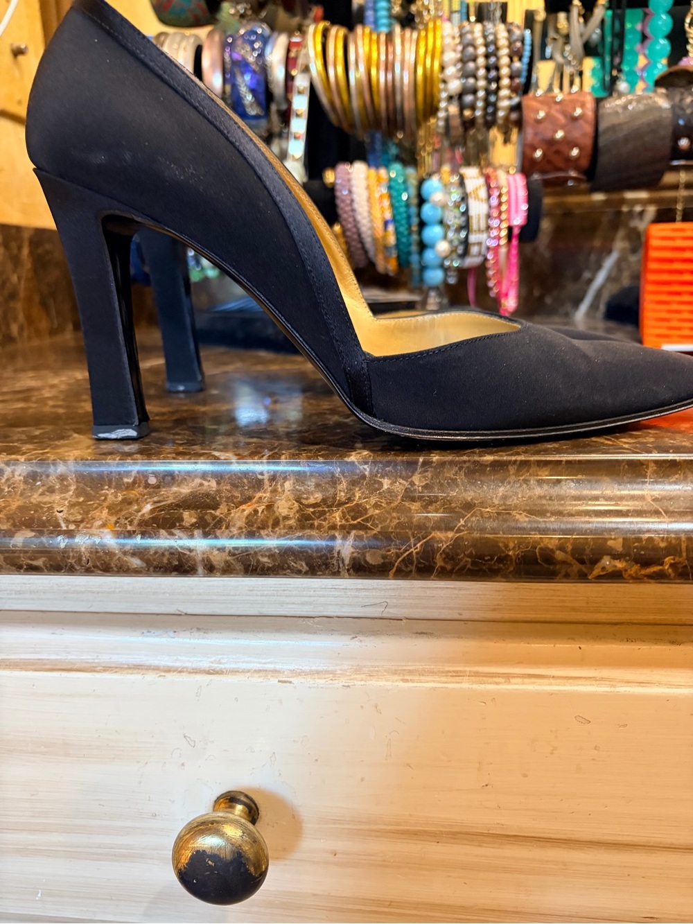 Gianni Bini Black Pointed-Toe Stiletto Pumps